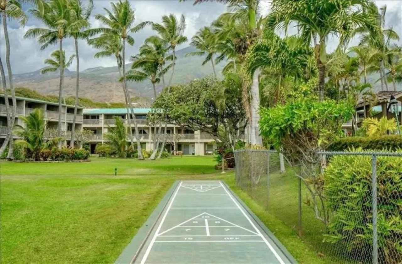 Molokai Island Retreat With Beautiful Ocean Views And Pool - Newly Remodeled! Apartment Ualapue
