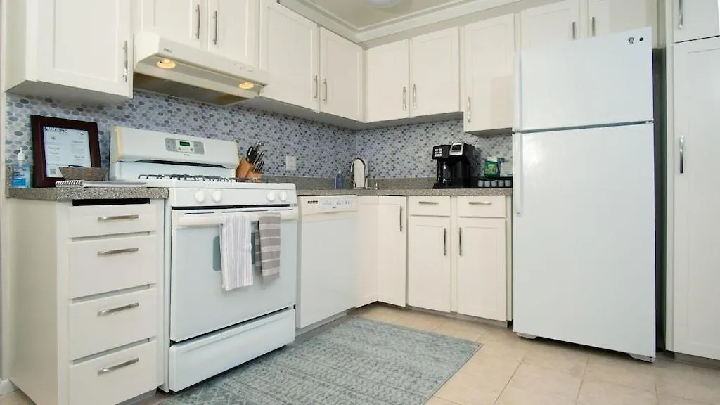 Molokai Island Retreat With Beautiful Ocean Views And Pool - Newly Remodeled! Apartment Ualapue United States
